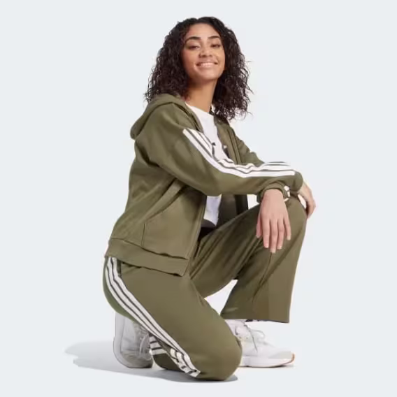 Adidas Kadın Essentials 3 Şeritli Açık Paça Fleece Eşofman Altı