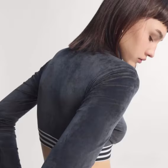 Adidas Kadın Winterized LS Crop Tişört