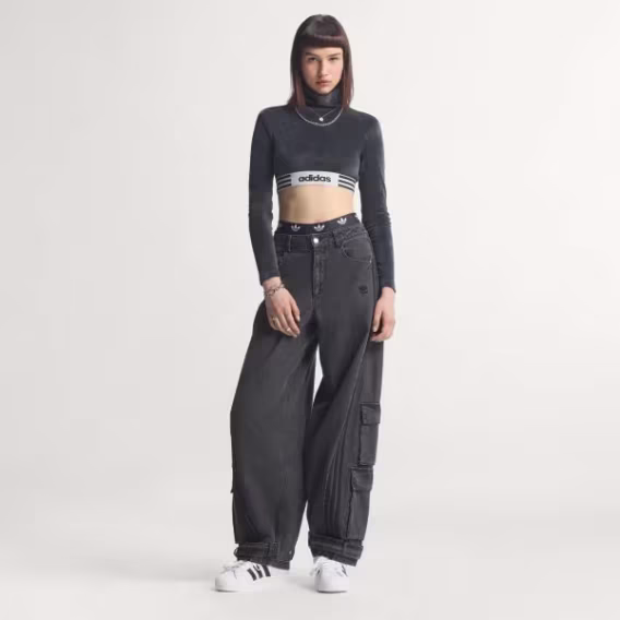 Adidas Kadın Winterized LS Crop Tişört