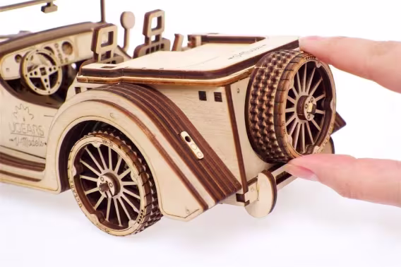 Ugears Mekanik Ahşap 3D Puzzle Araba Modeli