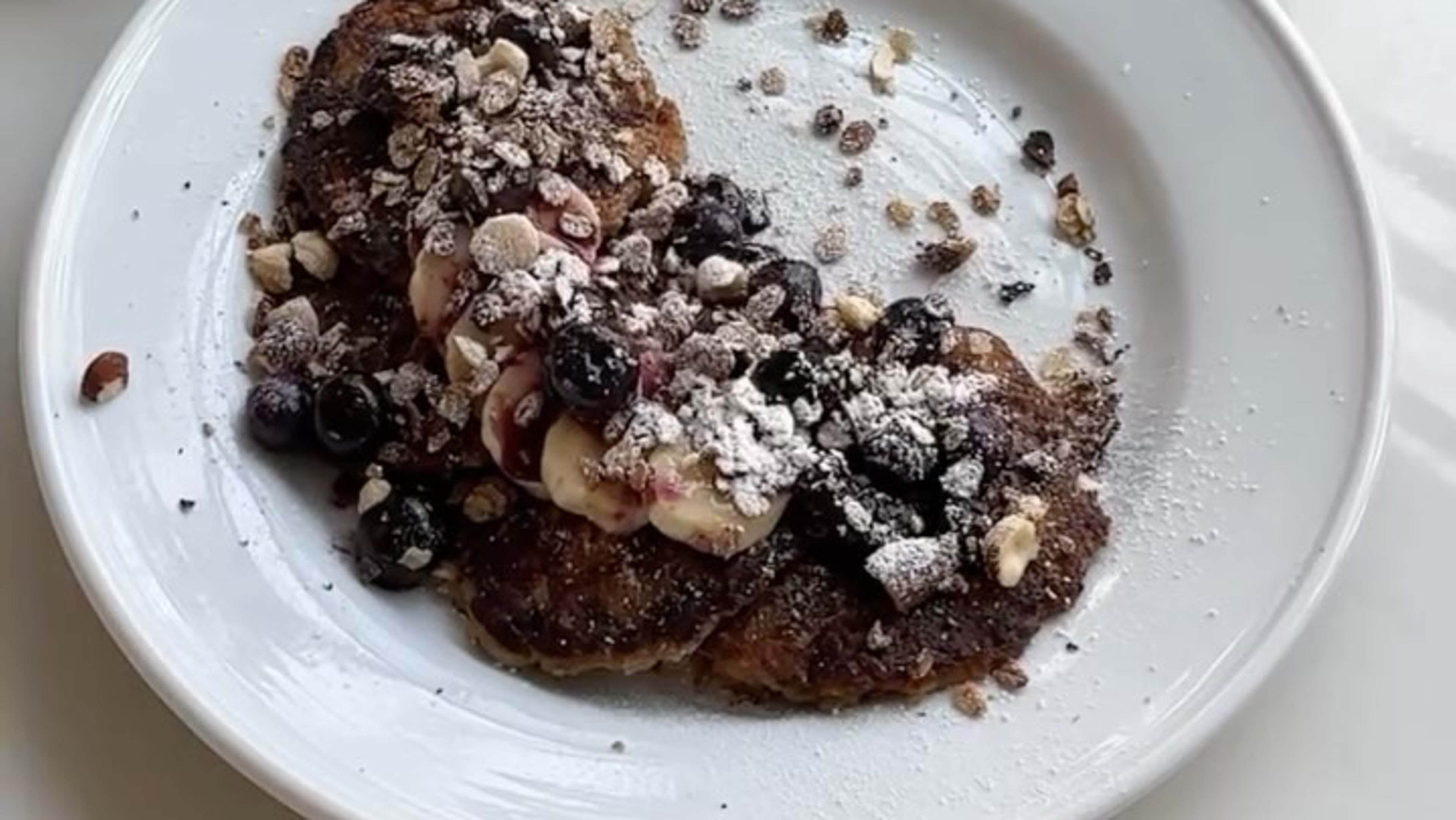 Healthy Banana Oat Pancakes