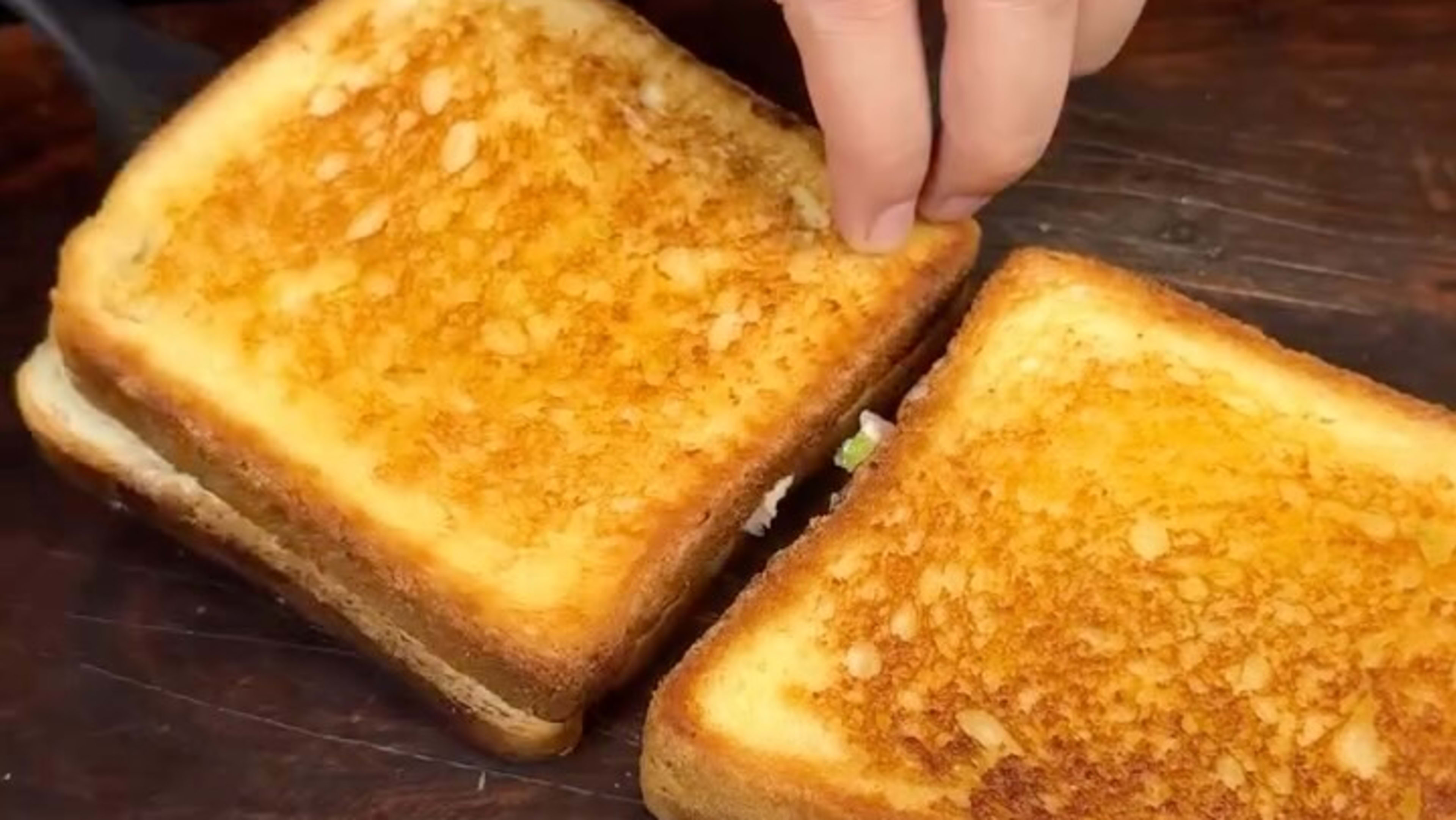 Chilli Cheese Sandwich