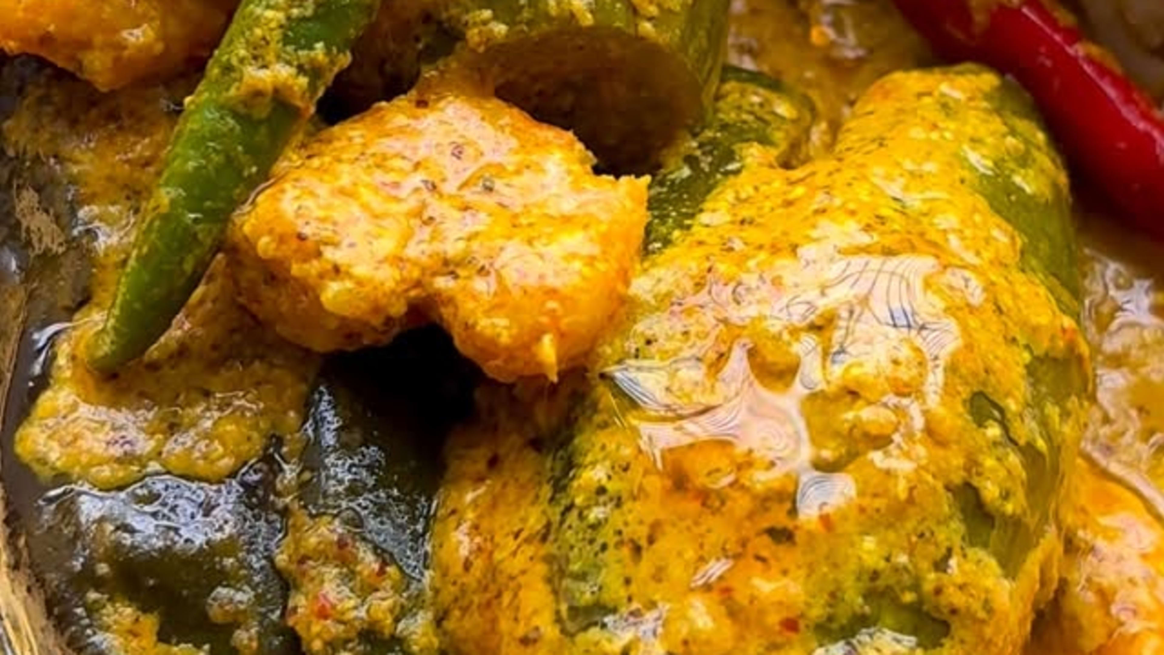 Steamed Ridge Gourd and Prawns