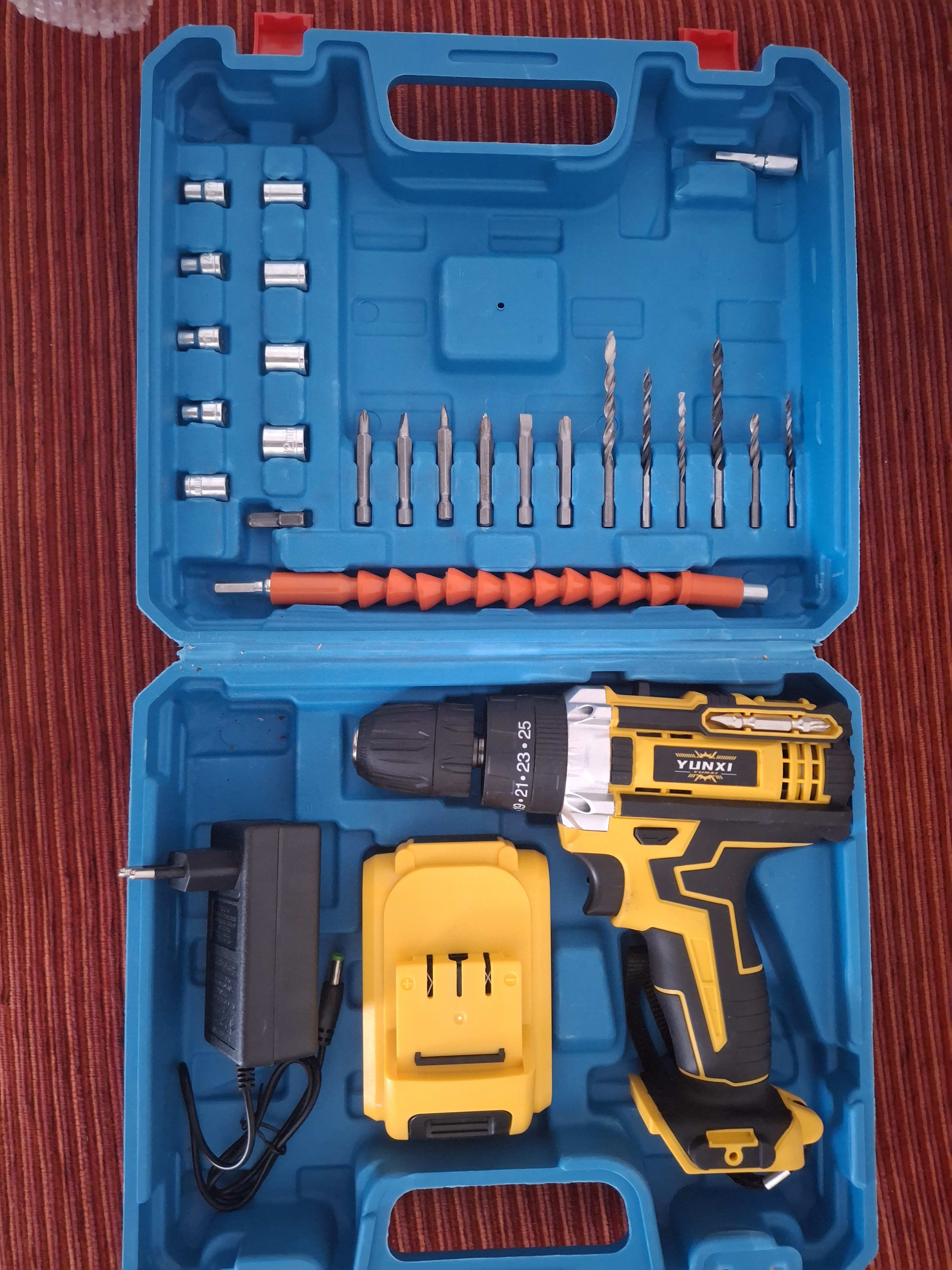 Trapano Avvitatore a Batteria