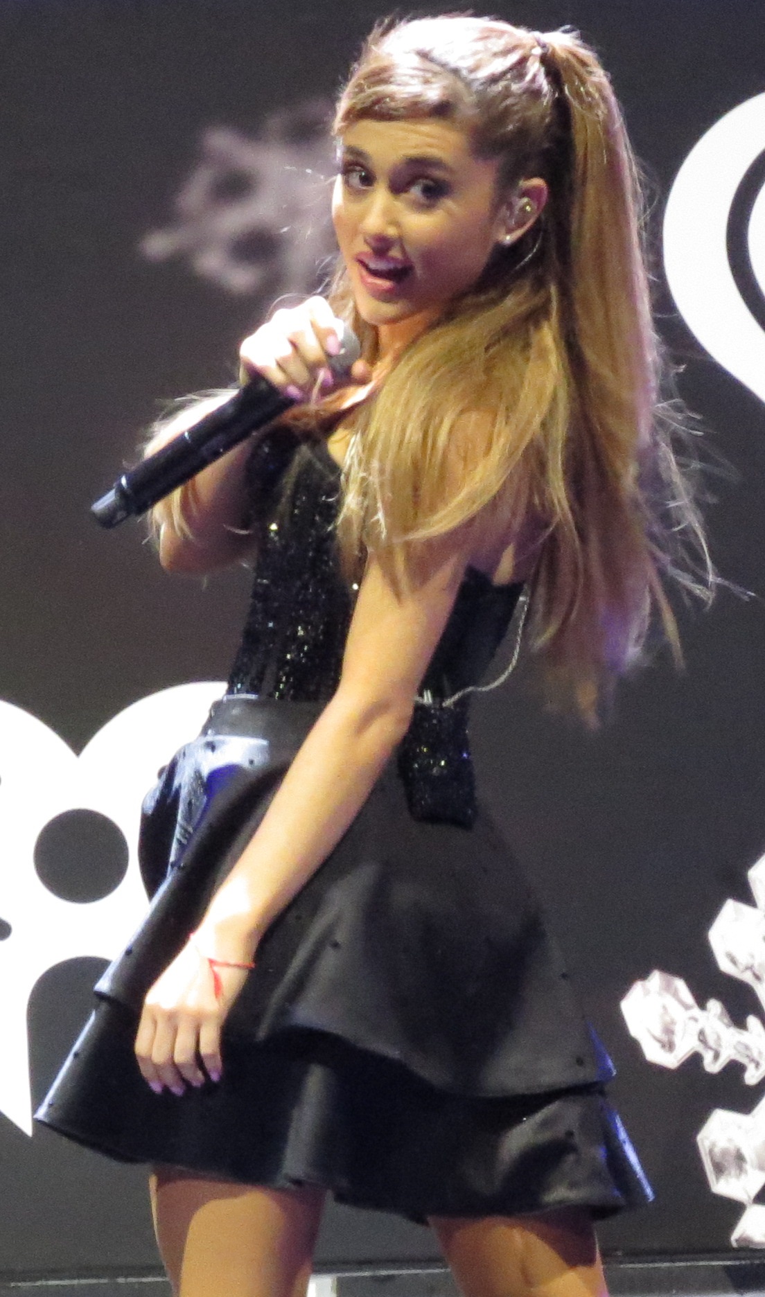 Ariana Grande.