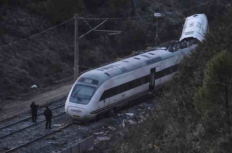 Spain train crash latest news