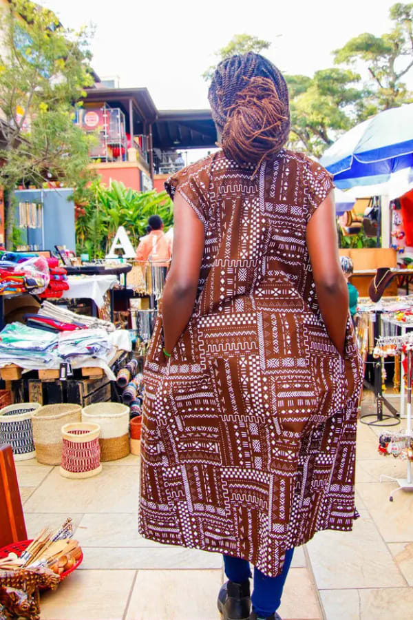 African lady print outfit