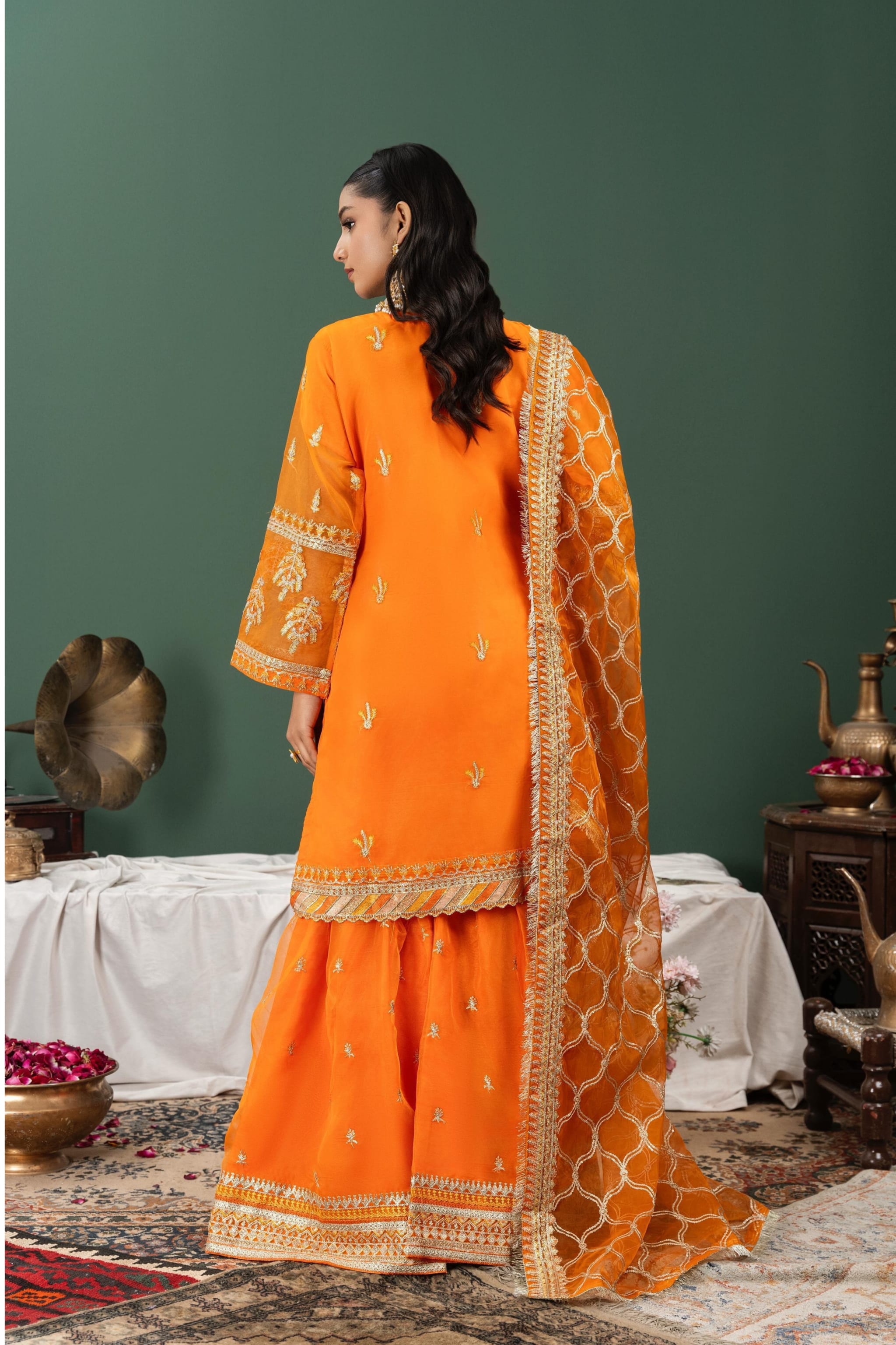 Opulence Orange view 4