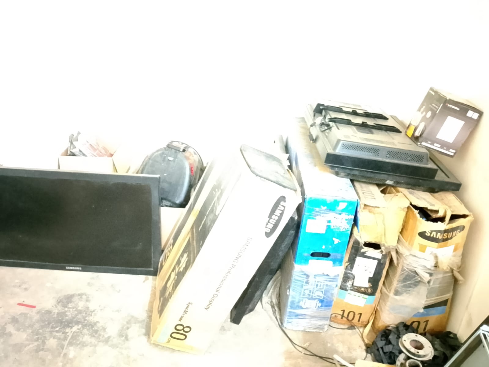 Lot 1 image 6