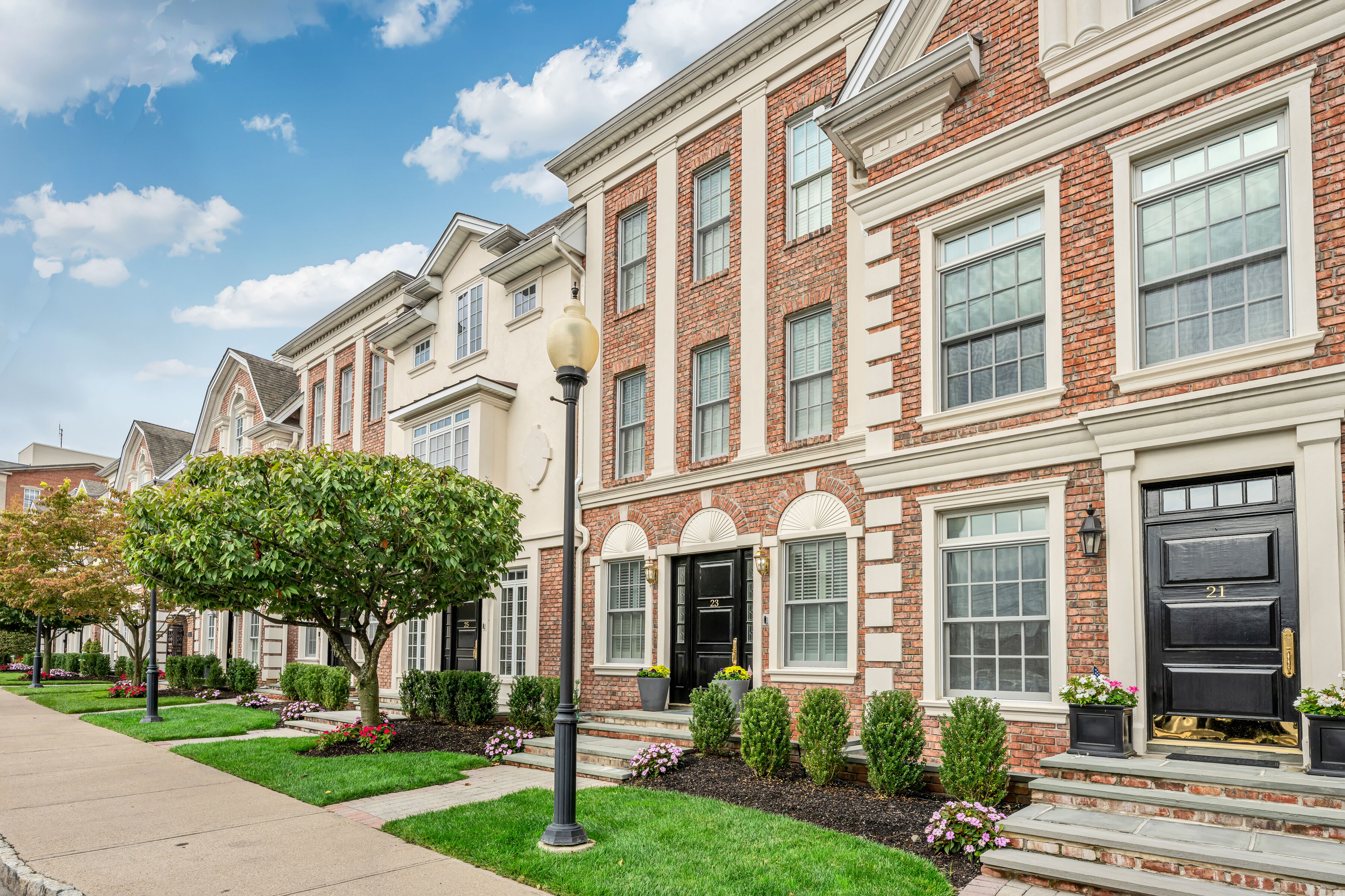 Featured listing at 23 Community Place