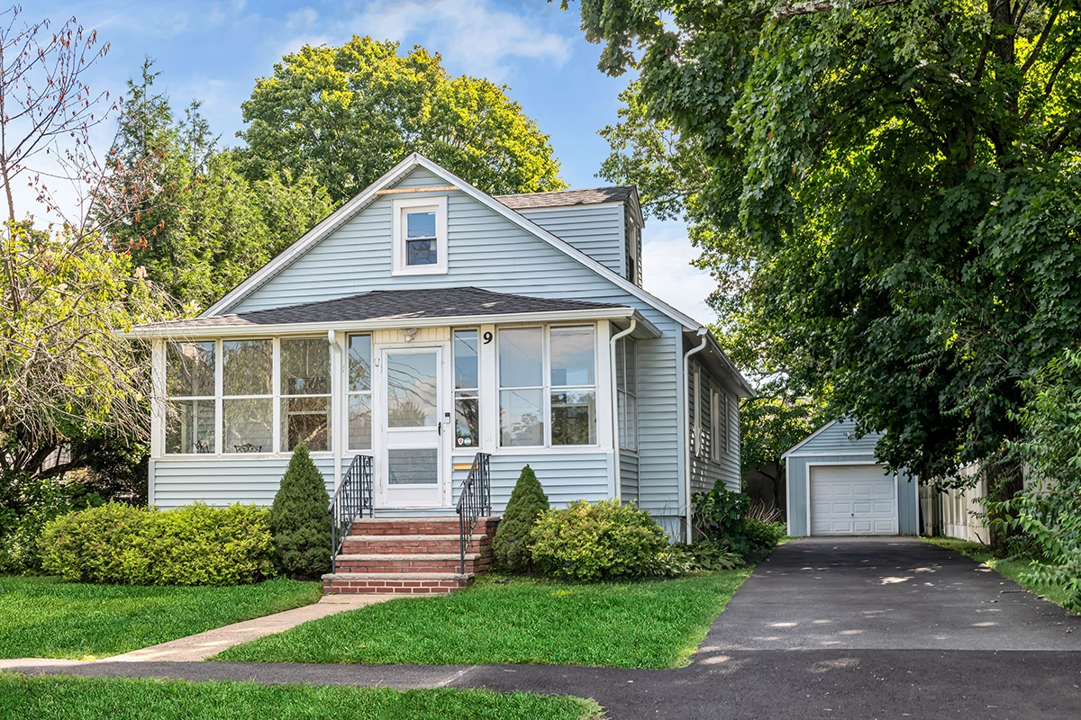 Featured listing at 9 Delmar Ave