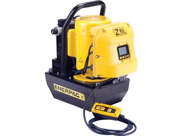 ZE4440SW, elektrisk pumpe , 4/3 magnetventil, el-boks og LCD, 40L nyttevolum, 0,82 l/min Oljestrøm ved 700 bar, 380-415V