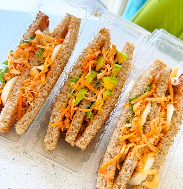 Single Full Option Sandwich