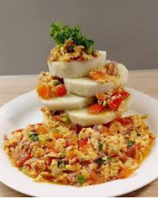 Fried/boiled yam+egg sauce