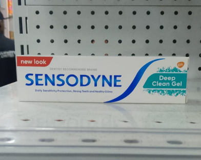 Sensodyne Deep Clean Gel