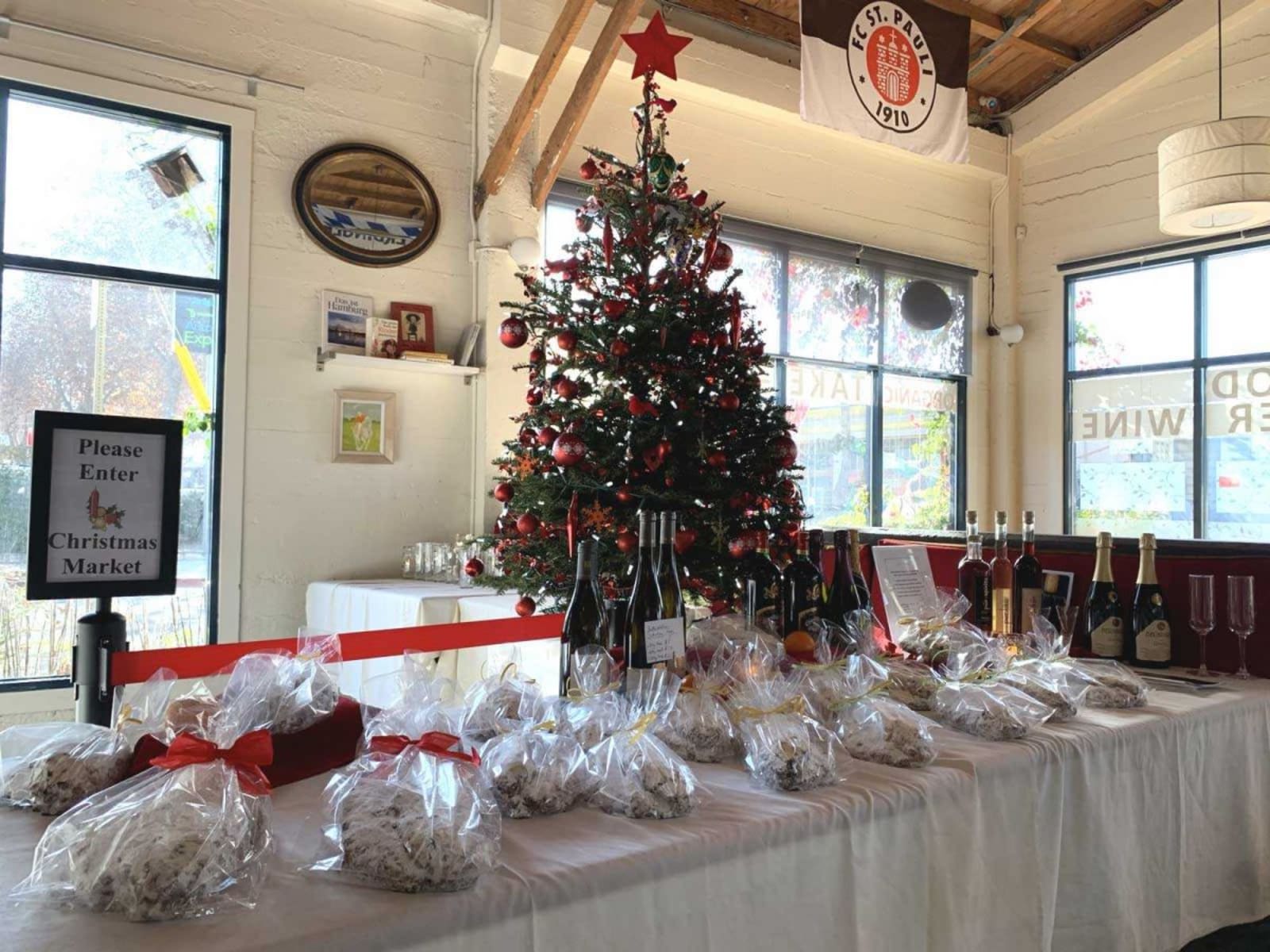 Gifts at Gaumenkitzel Restaurant