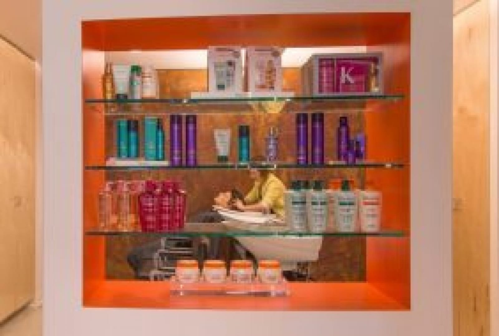 Gifts at Keter Salon