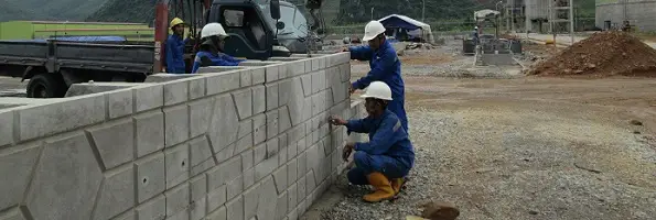 Kiệt Tác Thầm Lặng Tường chắn đất