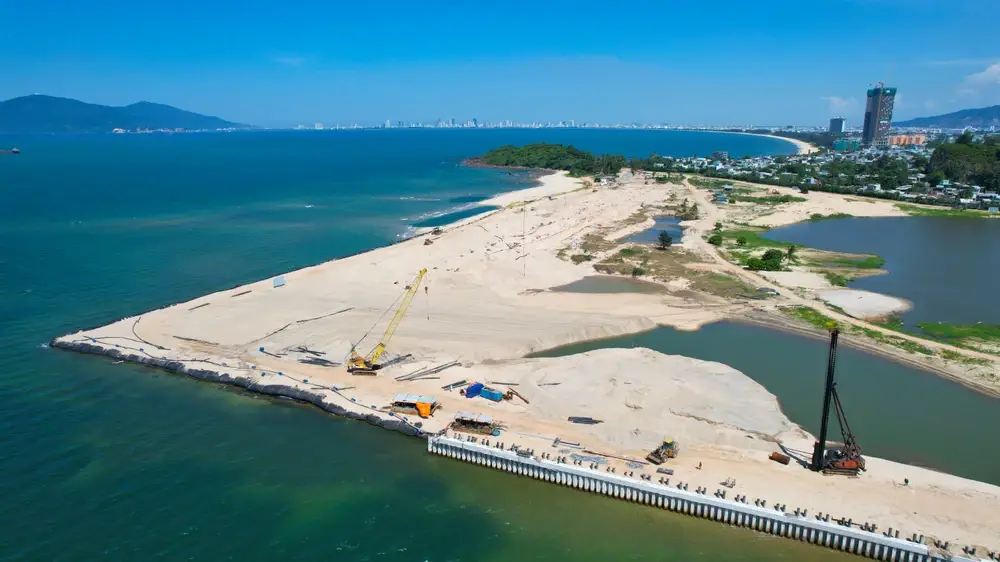 Những câu chuyện phía sau bức tường nước Đê điều là gì