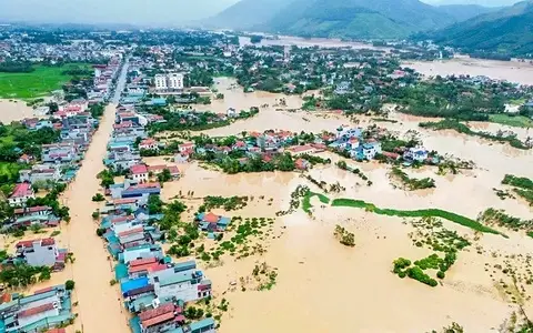Dấu Ấn Giáp Thìn Bão Lụt và Bài Học Về Sự Kiên Cường