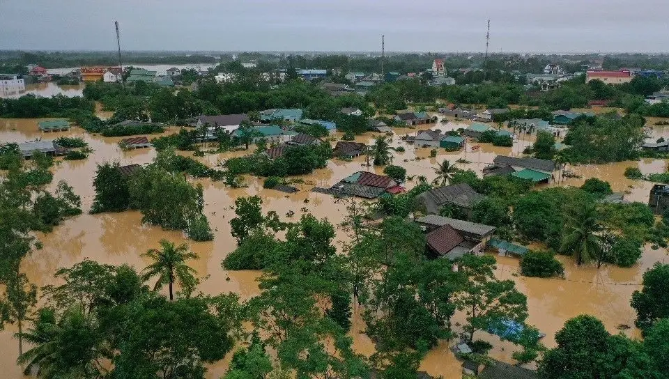 Dấu Ấn Giáp Thìn Bão Lụt và Bài Học Về Sự Kiên Cường