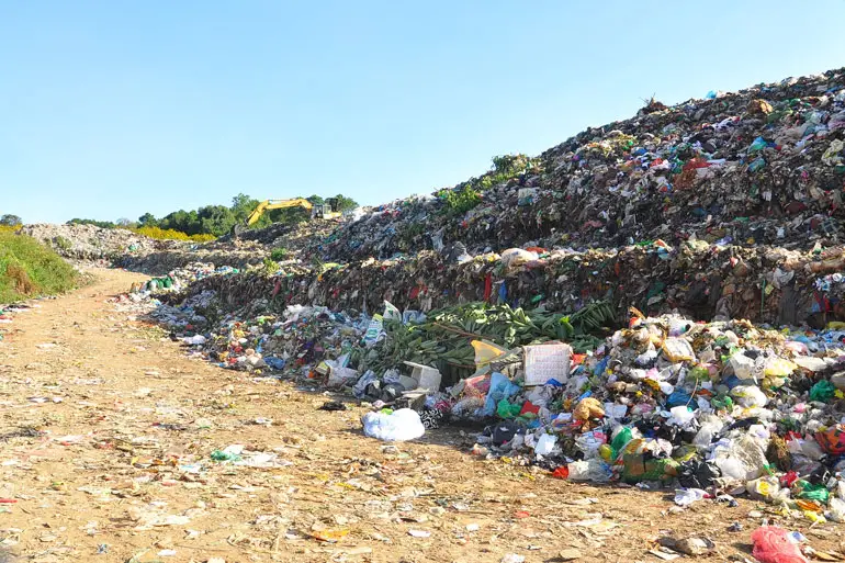 Chôn Rác Dưới Đất Câu Chuyện Về Những Bãi Rác Âm Ĩ Dưới Lòng Đất