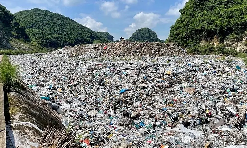 Quy trình chôn lấp rác thải sinh hoạt