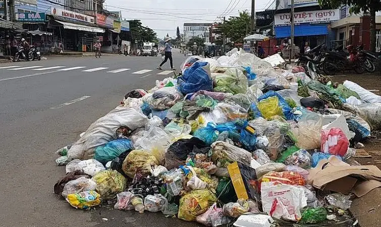 Quy trình chôn lấp rác thải sinh hoạt