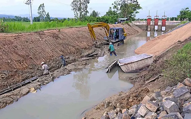 Chiến Tranh Chống Mặn – Con Đường Khôi Phục Đất Vàng