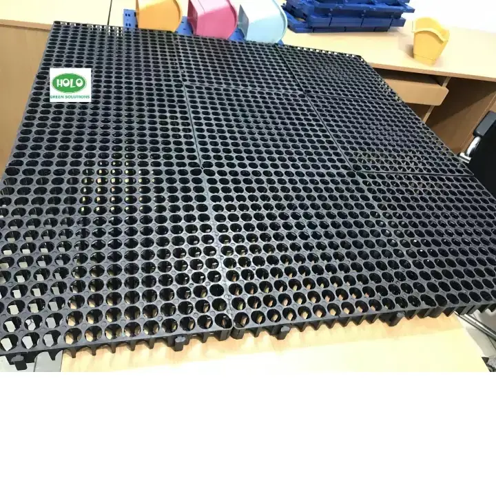 Xanh Mướt Thành Phố, Vỉ Nhựa Trồng Cây - Giải Pháp Xanh Thông Minh