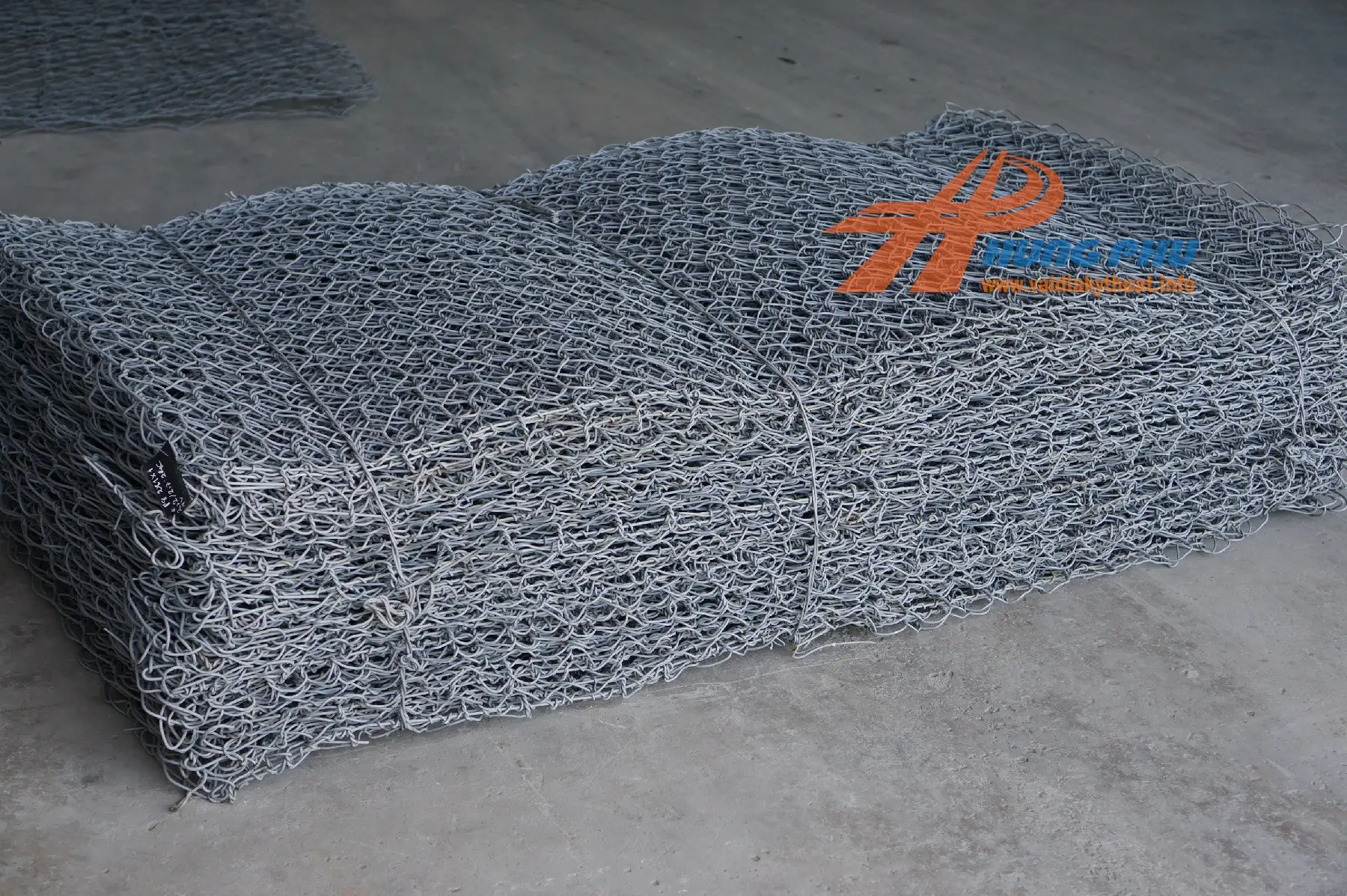 Rọ Đá 2x1x1 – Giải pháp hiệu quả tường chắn đất có cốt và trường trọng lực