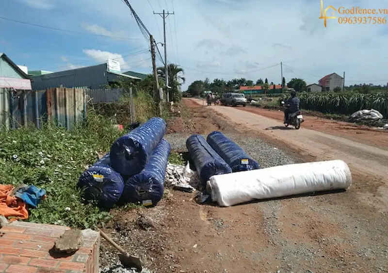 Vải Địa Kỹ Thuật Giá Bao Nhiêu?