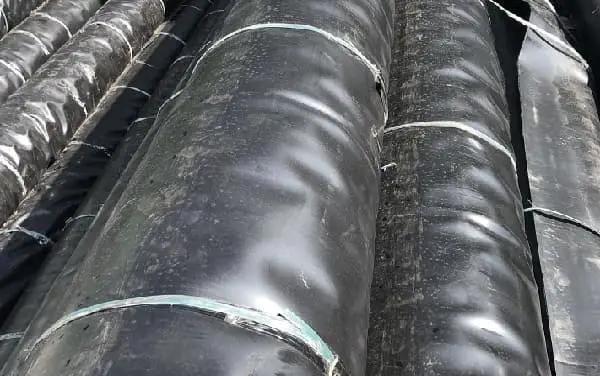 Bạt HDPE Đen – Giải Pháp Toàn Diện Cho Nông Nghiệp, Thủy Sản và Xây Dựng