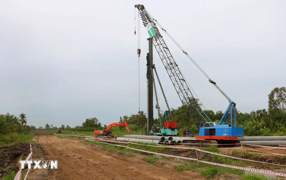 Nguyên Lý Làm Việc Của Bấc Thấm