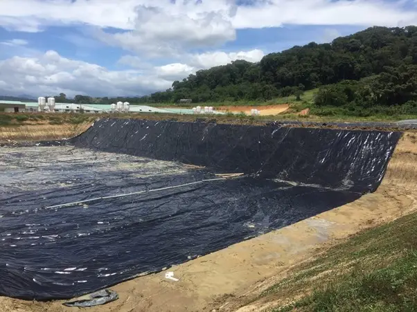 Hàn Bạt HDPE Có Bao Nhiêu Cách? Khám Phá Thế Giới Giải Pháp Chống Thấm Hiện Đại