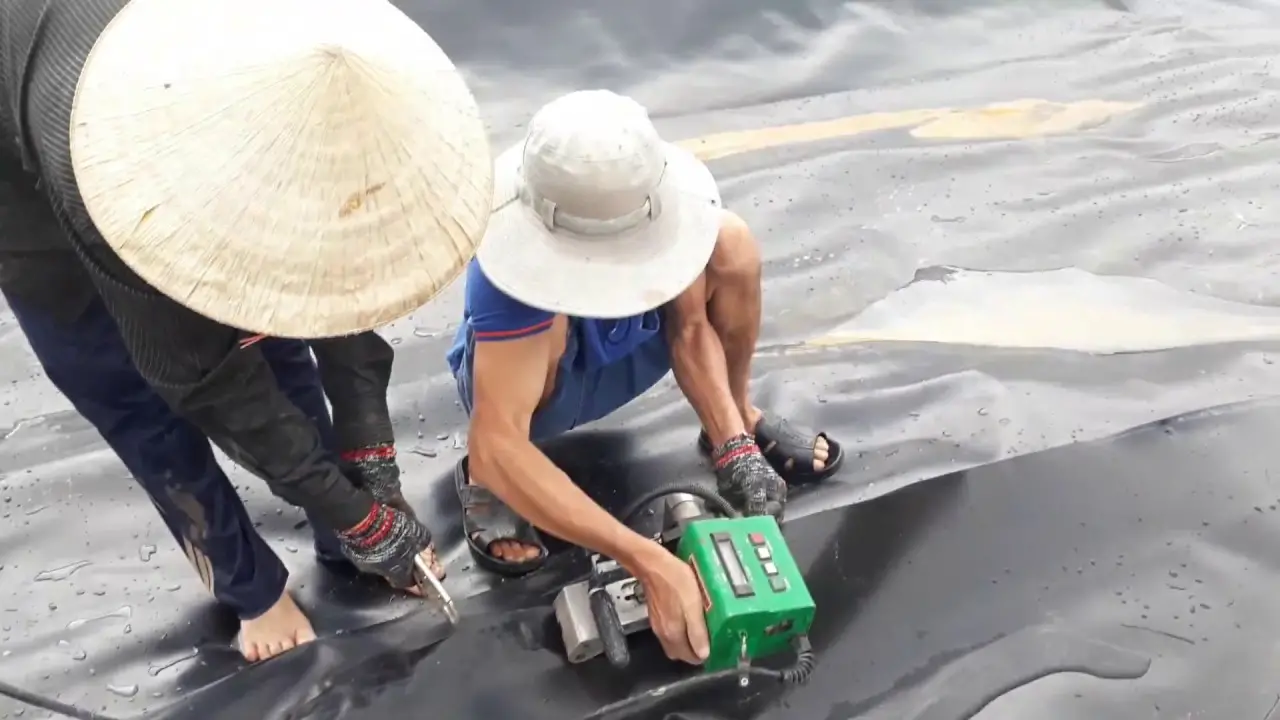 Thi Công Hàn Màng Chống Thấm HDPE