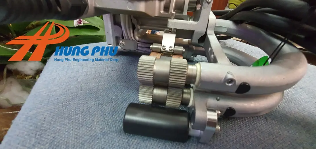 Máy Hàn Bạt Một Thiết Bị Quan Trọng trong nghành công nghiệp hàn nhựa