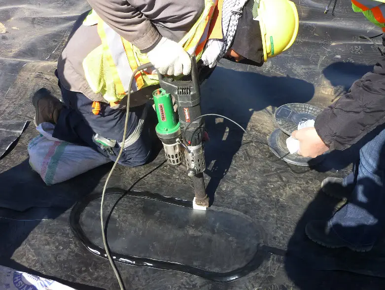 Máy hàn bạt HDPE cầm tay