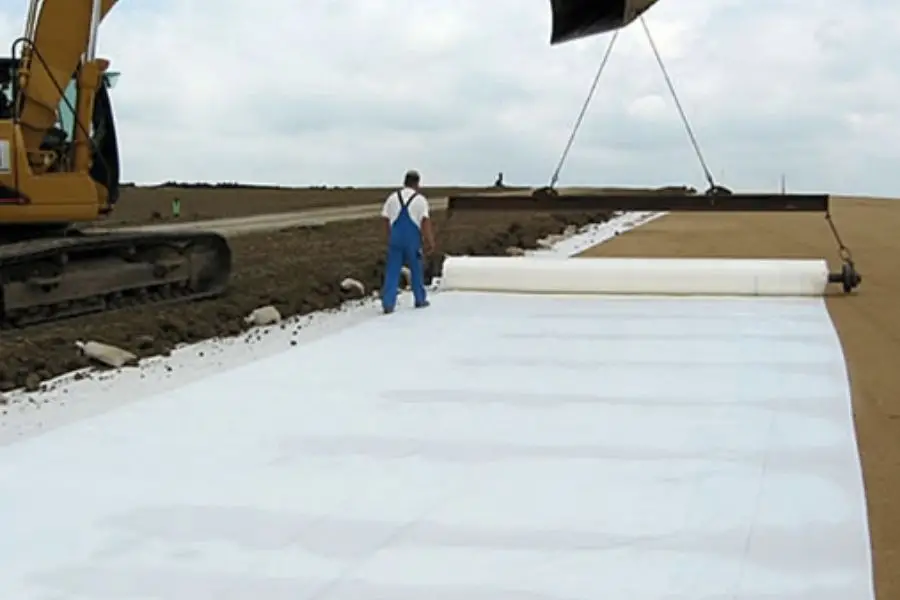 Giá Vải Địa Kỹ Thuật - Khảo sát giá từ Hưng Phú và thị trường hiện nay