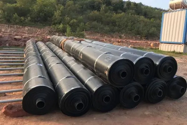 Giá Bạt Lót HDPE - Tất Tần Tật Về Lựa Chọn, Ứng Dụng và Chi Phí