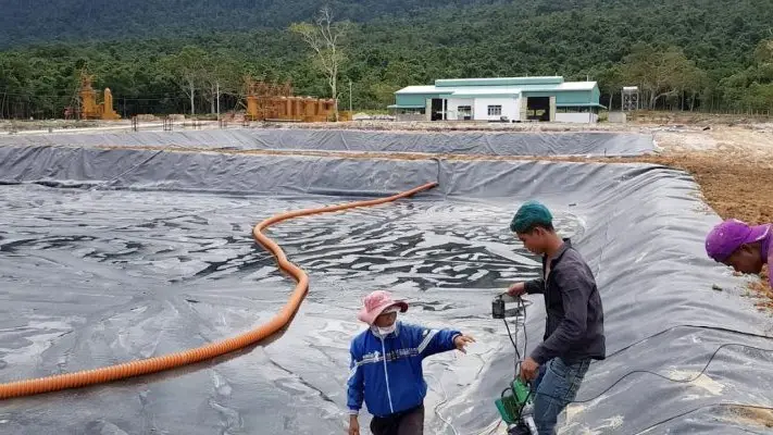 "Bạt Lót Hồ" - Lá Chắn Xanh Bảo Vệ Nguồn Nước Tương Lai "Bạt Lót Hồ" - Lá Chắn Xanh Bảo Vệ Nguồn Nước Tương Lai