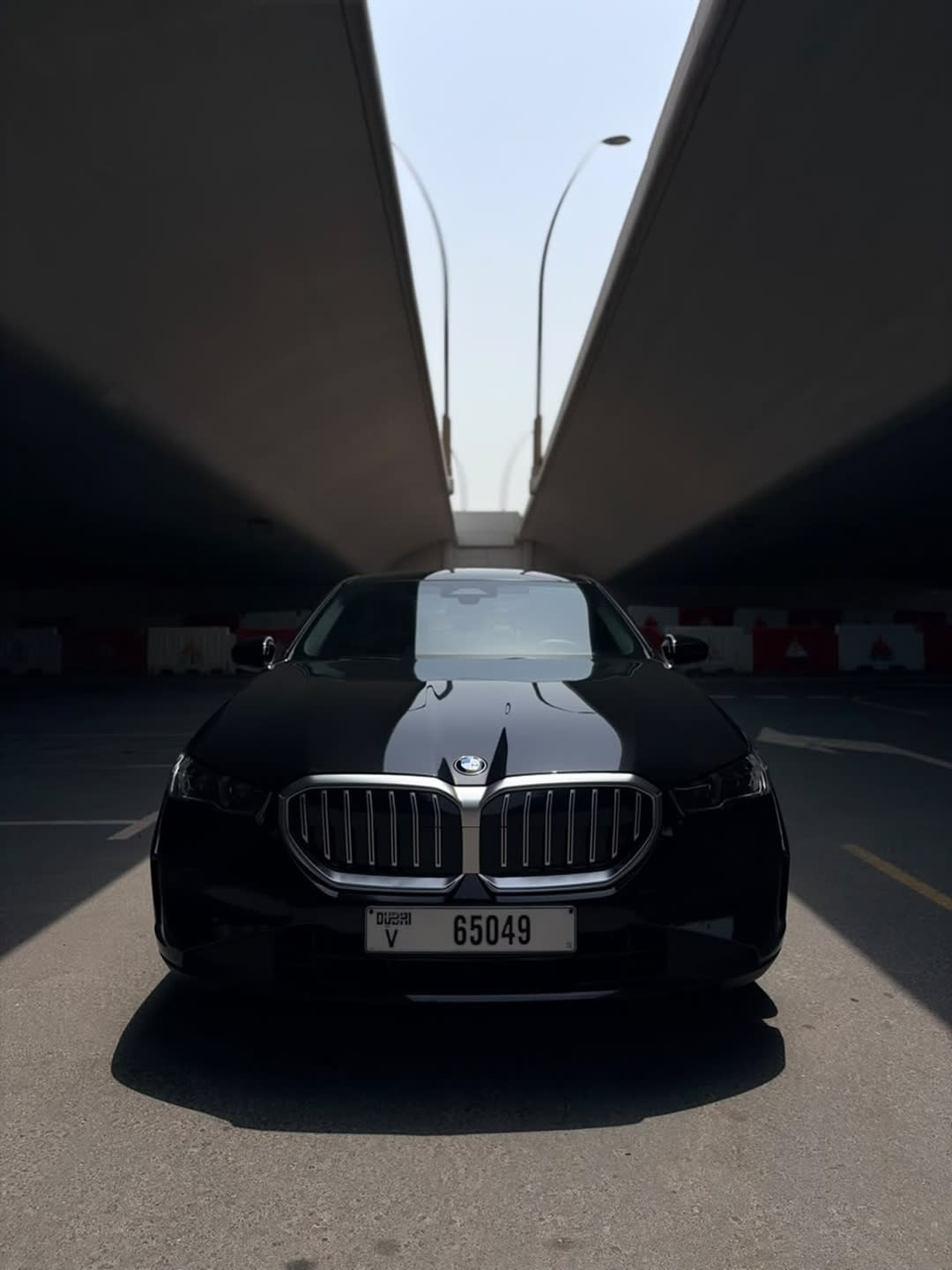 BMW 520i image 1