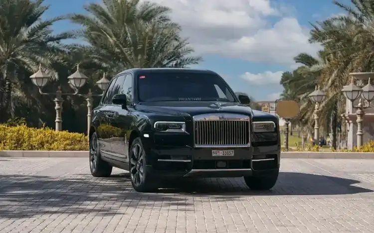 A Week Behind the Wheel of the Rolls-Royce Cullinan