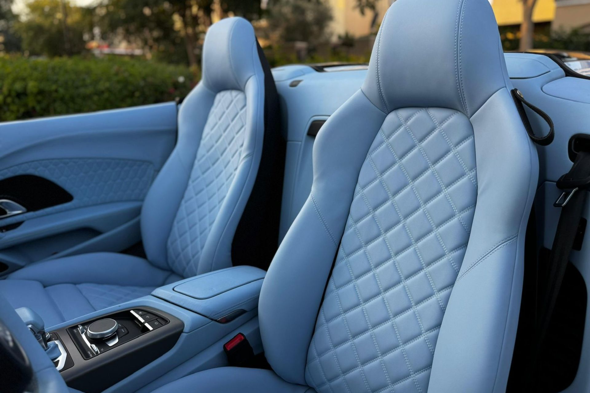 R8 Convertible - image 1