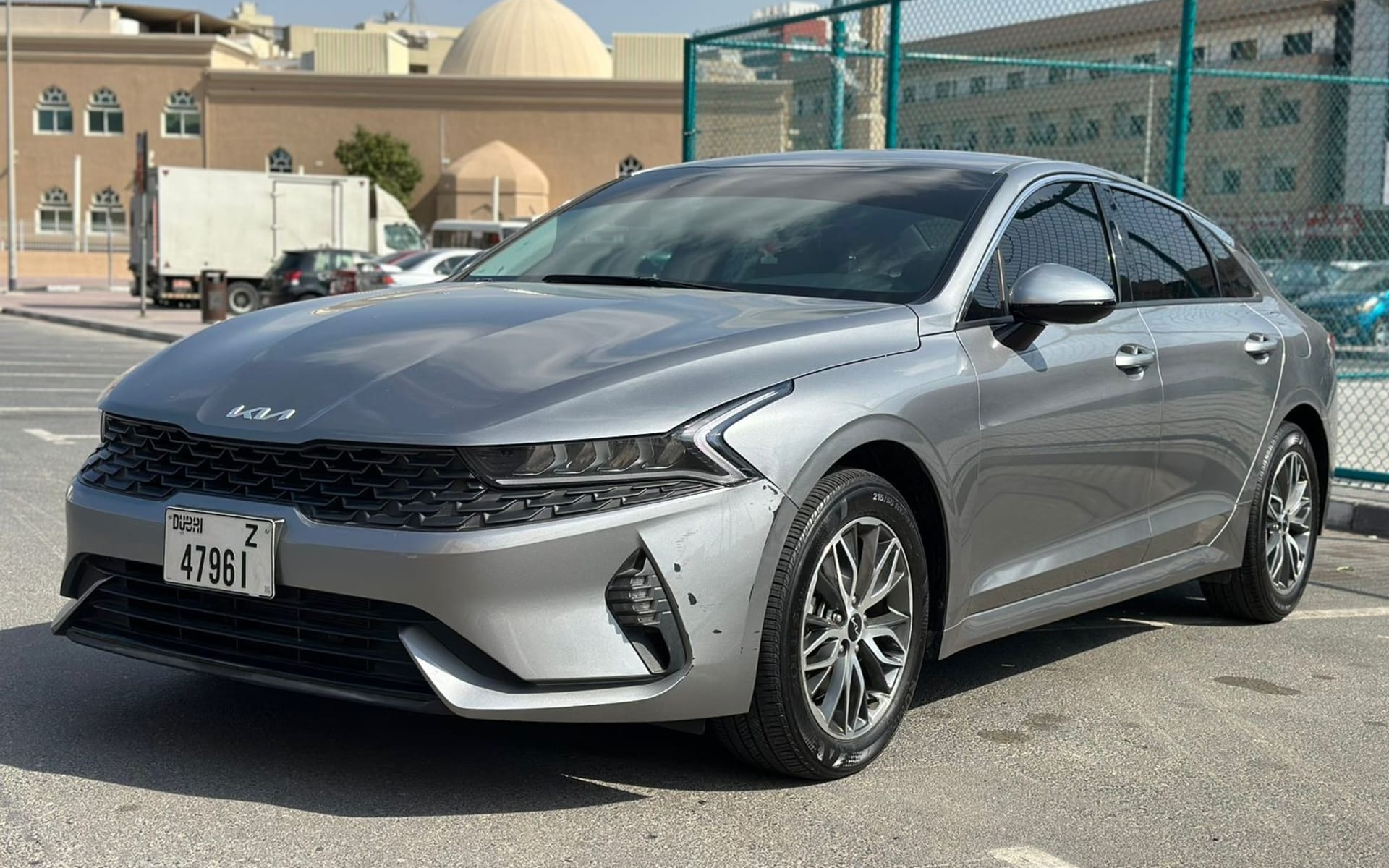Kia K5 image 1