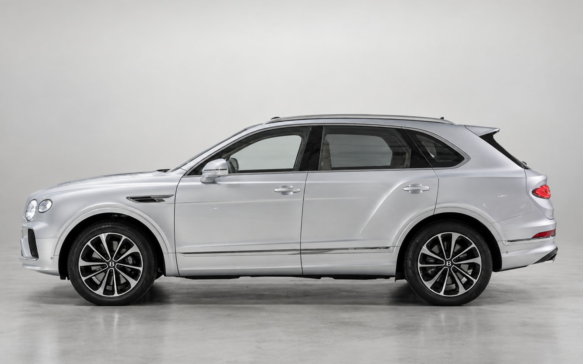 Bentley Bentayga image 1
