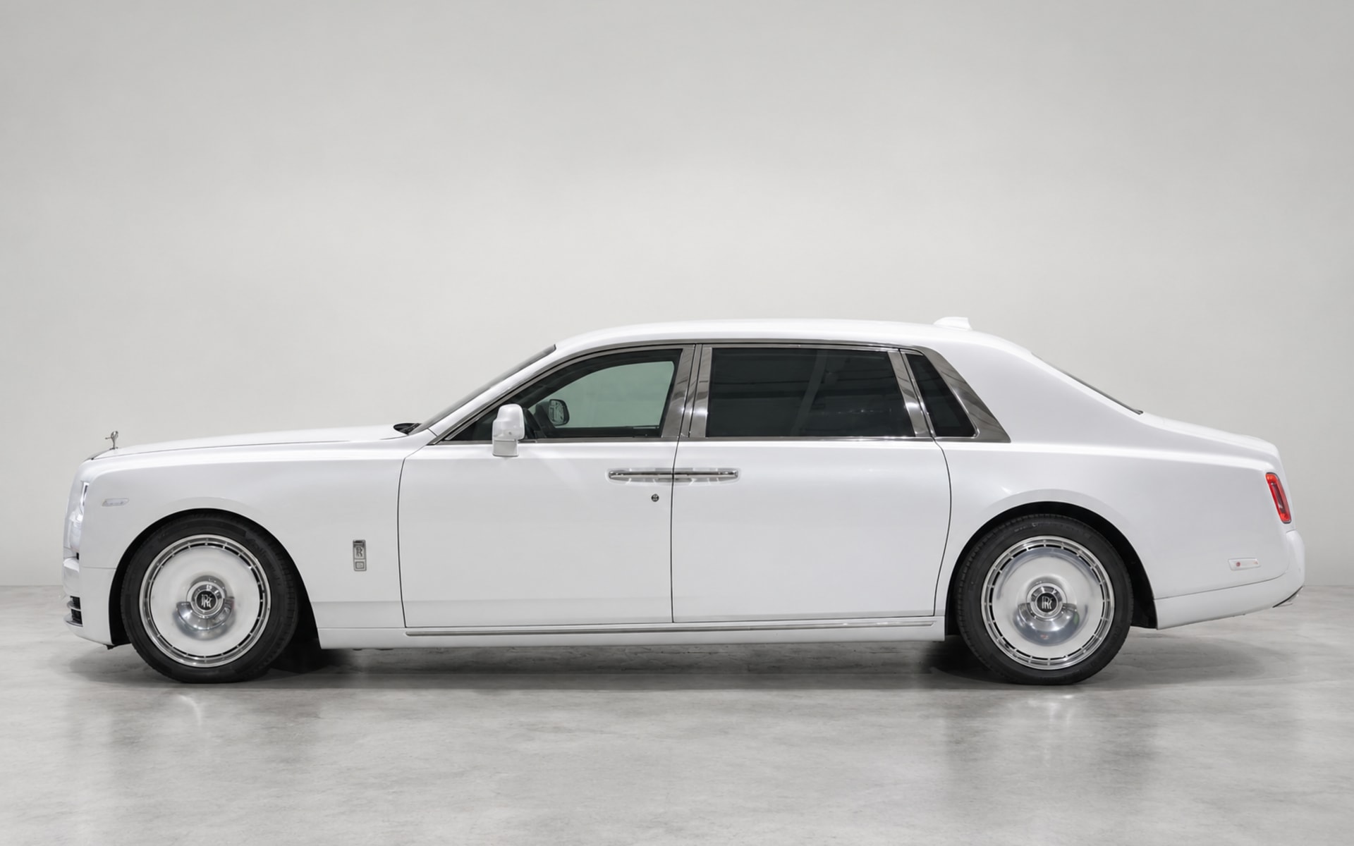 Rolls-Royce Phantom Series II image 1