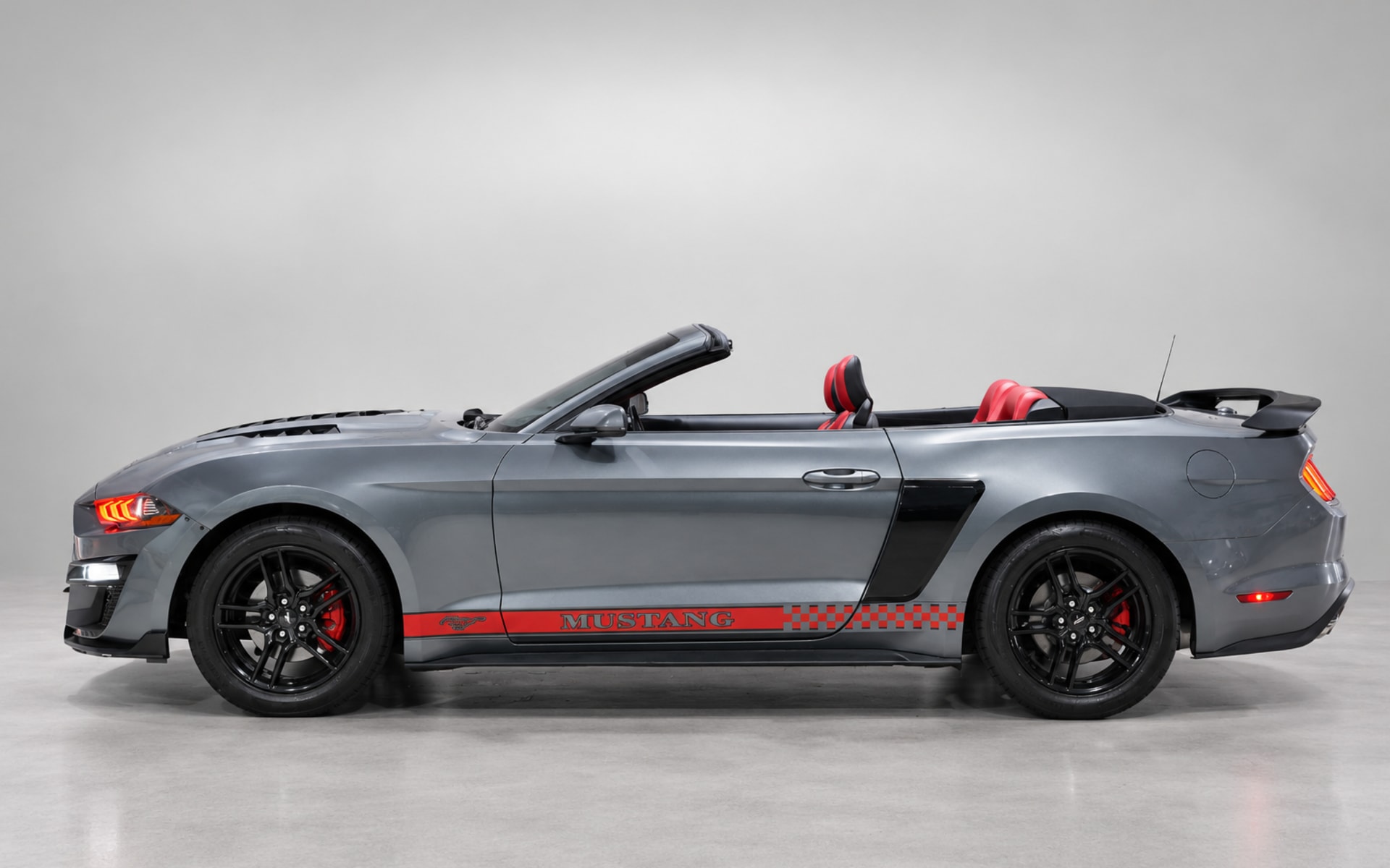 Mustang EcoBoost - image 1