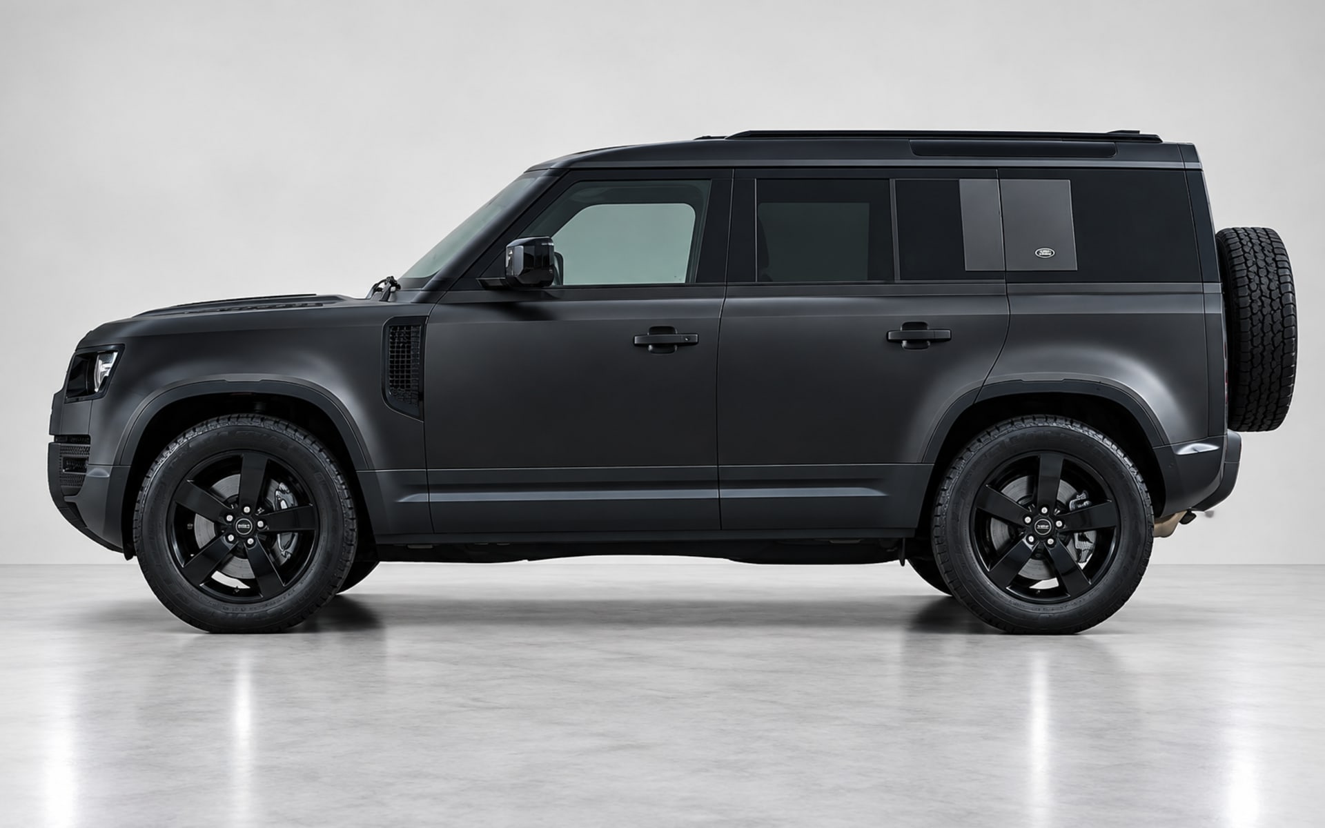 Defender 110 - image 1