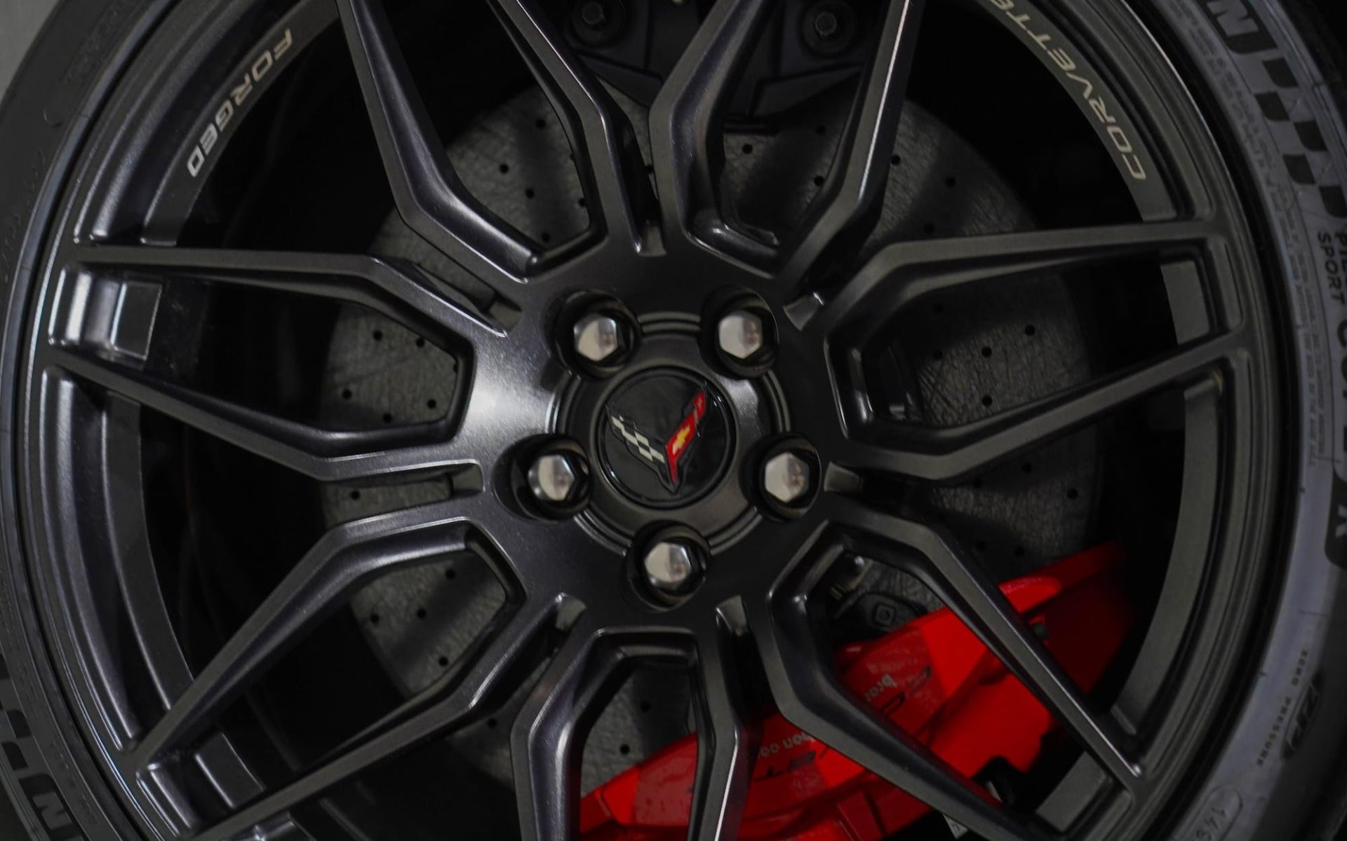 Corvette Stingray C8 Z06 - image 1